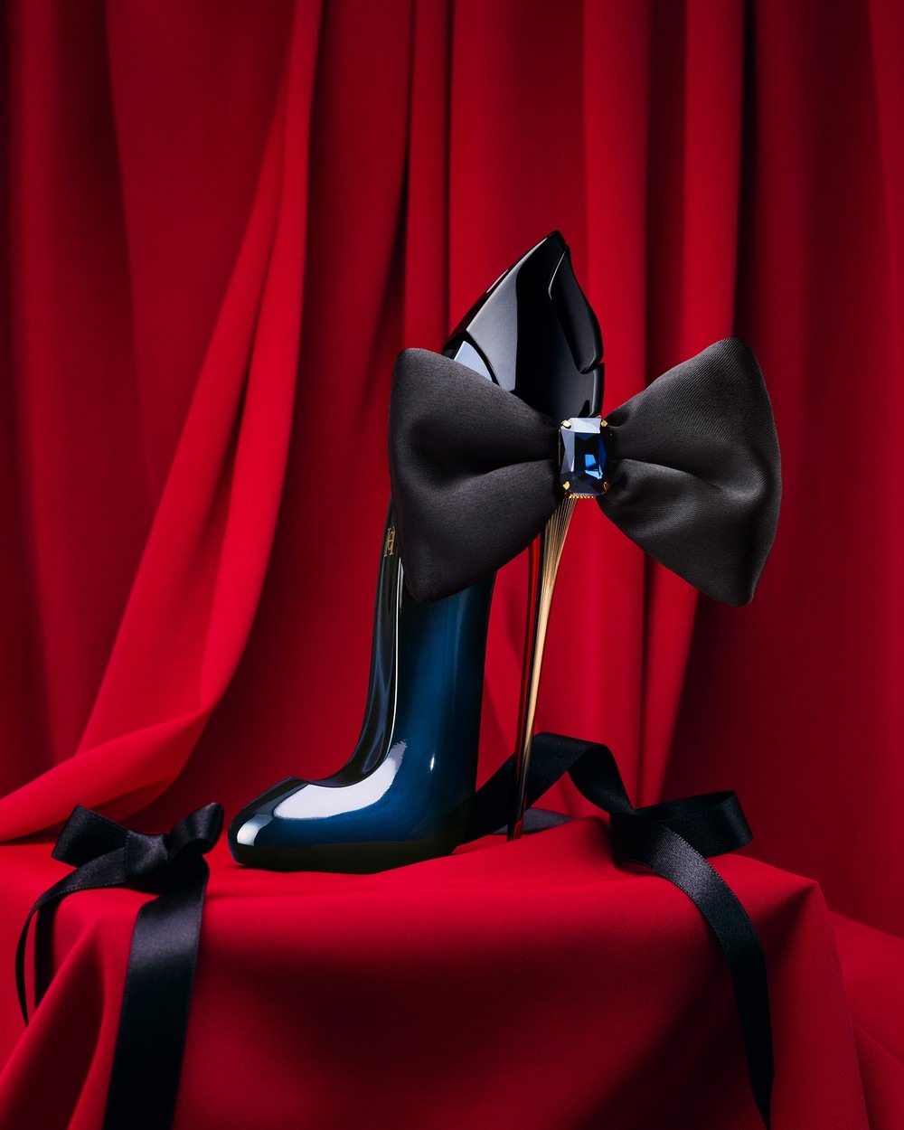 Shop Home Fragrance - Carolina Herrera Good Girl Bowtastic Perfume